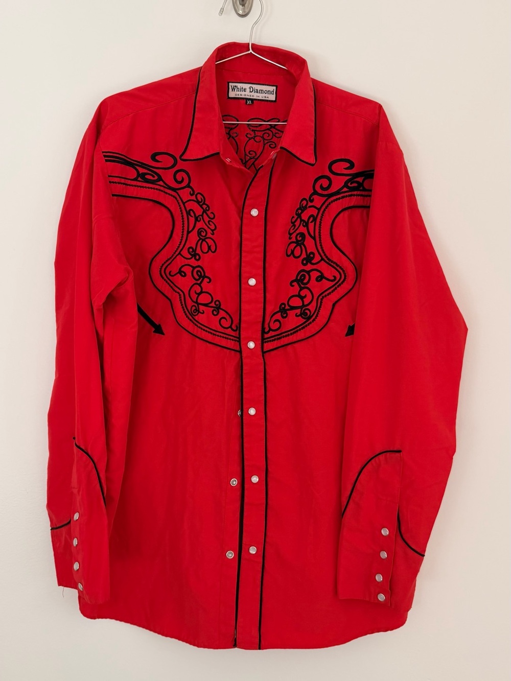 White Diamonds Red Western-Style Embroidered Button-Down Shirt